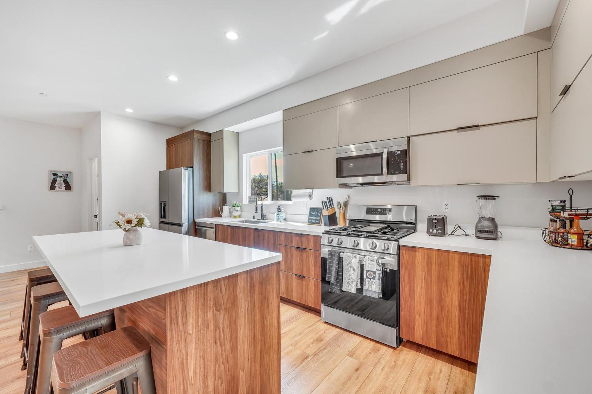 Luxurious Townhome W/3 Master Suites Gated Parking Los Angeles Exteriör bild